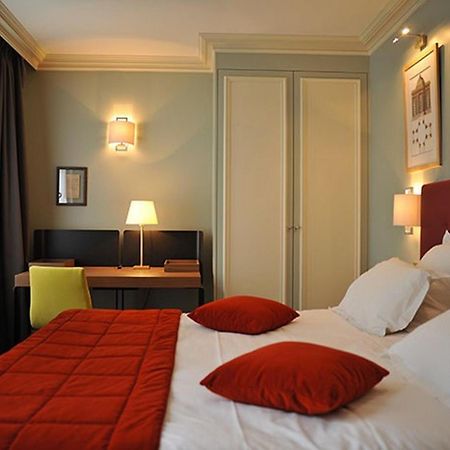 Hotel De L'Universite Paris Exterior photo