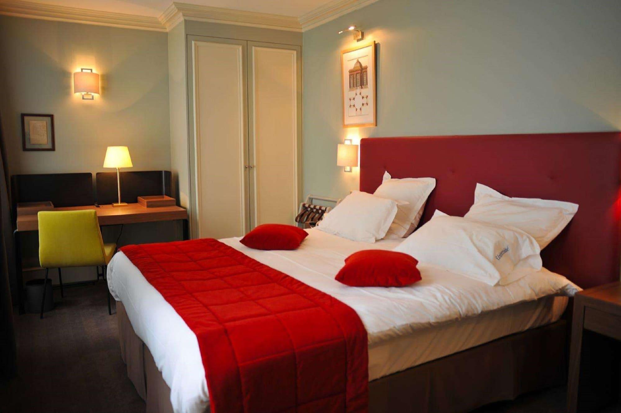 Hotel De L'Universite Paris Exterior photo